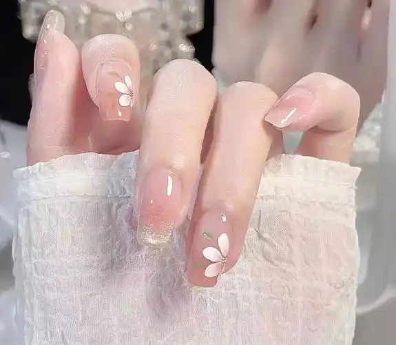 2023夏季超流行的渐变美甲来一波