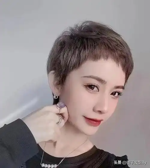 新时尚发型15款,不论长与短,全都特别美