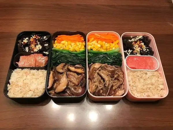 小虫子爬来了做的午餐便当