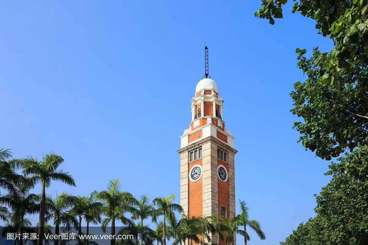 中国香港尖沙咀历史悠久的钟楼