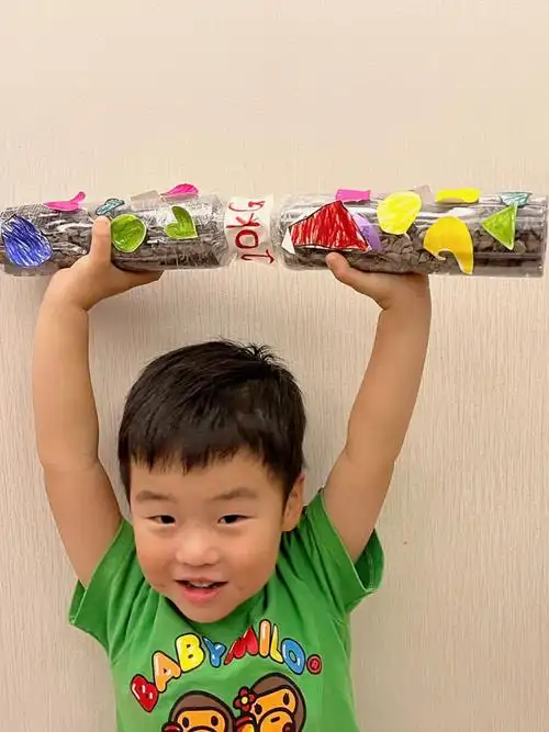 幼儿园作业变废为宝之哑铃