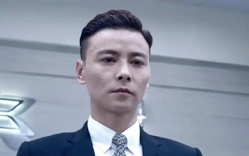 【燃向】【杀破狼张晋动作cut】我叫张晋,是名典狱长,我才是这部戏的