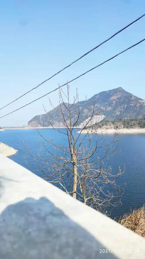 九峰水库饮用水源山美水美