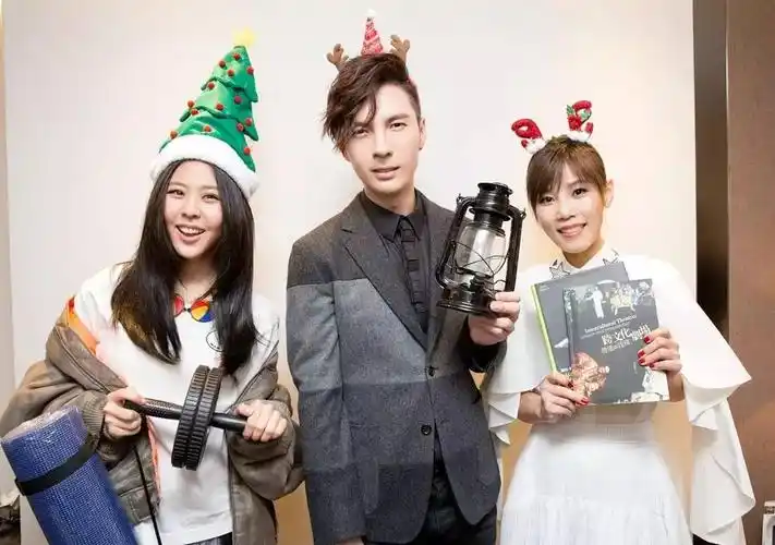 李佳薇陈势安erika摘星mtv最强音