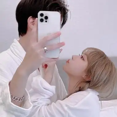 ins真人情侣头像原宿风浊真正感觉到被爱的那天只想说声谢谢