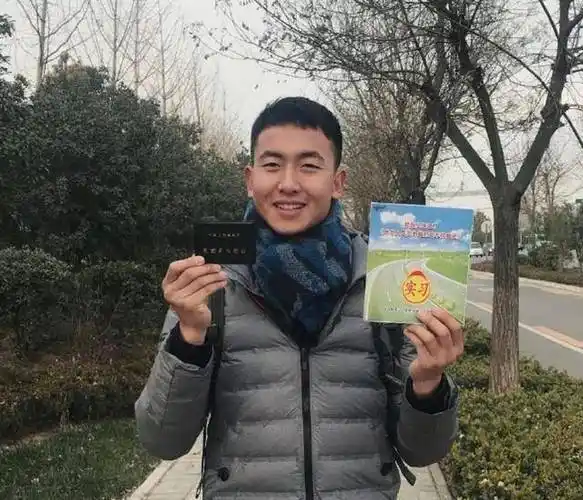 他是潮牌主理人_生活_整体_杨幂