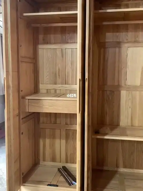 白蜡木衣帽间原木衣柜yyds定制纯实木家具