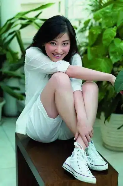 梅婷,你几岁了?