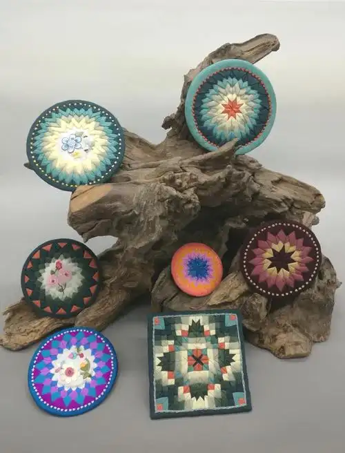 展讯芳菲无尽张绍玲拼布作品展