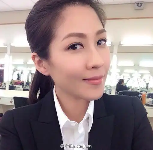 陈敏之,中国香港演员兼歌手,在最近的热播. 来自发现ins - 微博