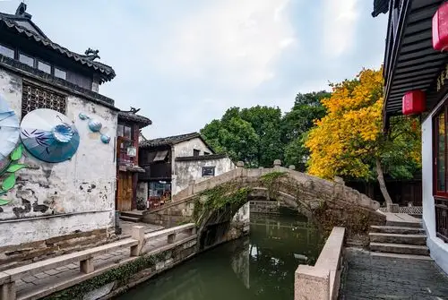 11周庄-看原貌 写美篇      当古镇成为古镇风景区时,必将进行修旧如