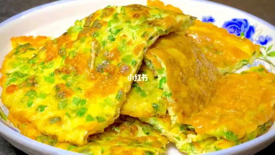 香葱煎蛋饼这样做颜色金黄香气四溢