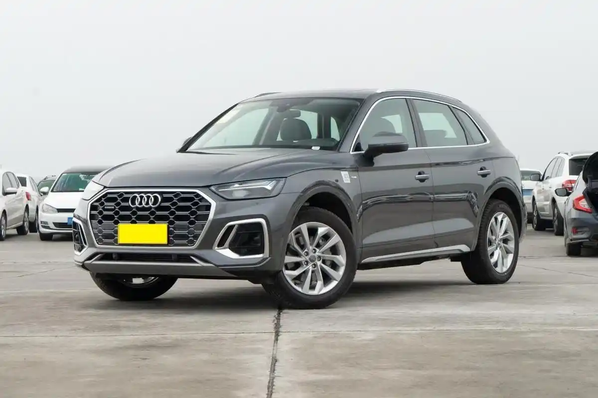 全新奥迪q5l,论颜值比宝马x3漂亮,轴距超2米9带四驱,价格实在