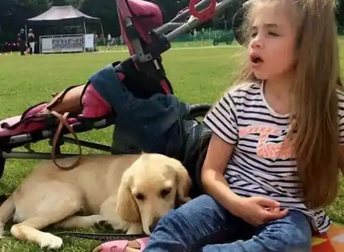 9岁女孩患"老年痴呆" 医生断言活不过13岁