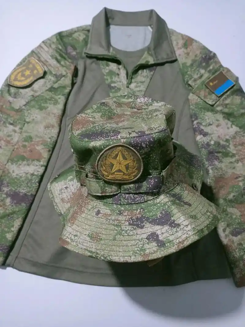 21 丛林迷彩蛙式作训服 欣赏#留不住的青春#回不去的岁月 - 抖音