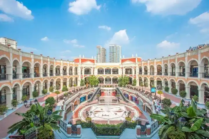 5折起!佛罗伦萨小镇众多知名品牌都打折!白菜价就能买到国际大牌!