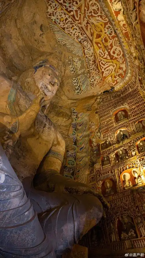 大同云冈石窟恢宏巨作