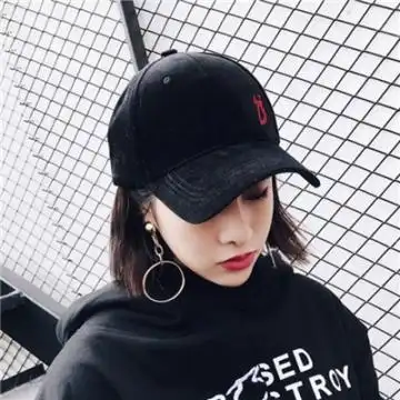 戴帽子女生头像霸气超拽最新2020 我没有在等谁也没有谁会来