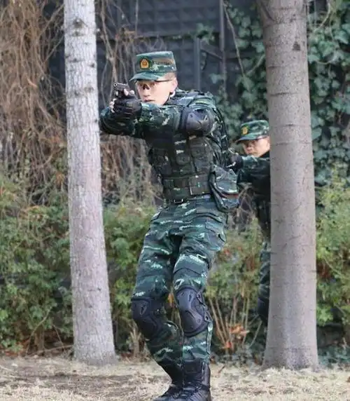 张馨予何捷她被他剪去了长发他赔了她余生网友祝幸福