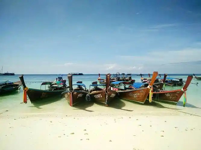 中秋去泰国芭提雅看人妖游海岛看寺庙过一个不一样的中秋