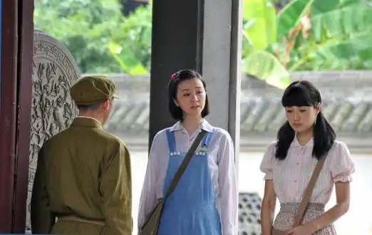 天低吴楚( 天低吴楚是褒义词还是贬义词 )