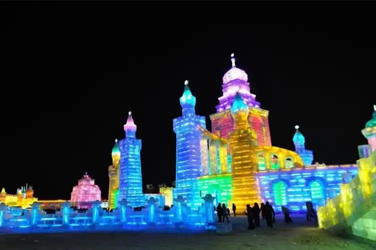 秦皇冰雪大世界