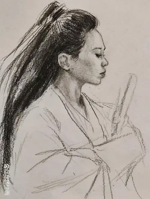 古代侠女素描画法,感受她的武侠风范