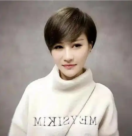 学生剪短发什么发型好看女(适合中学生的短发发型图片) - 看百科