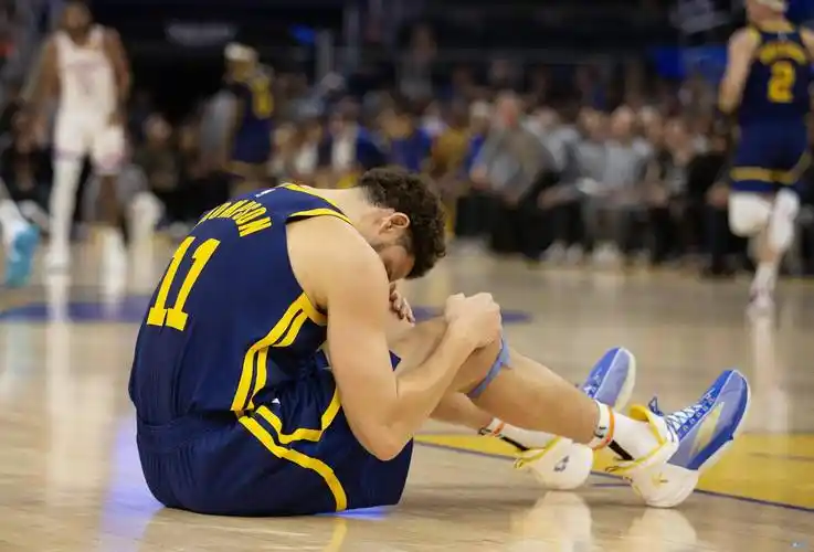 nba第八期红黑榜:金州水花茶再聚首 大将军已入新境界_比赛_库里_投篮