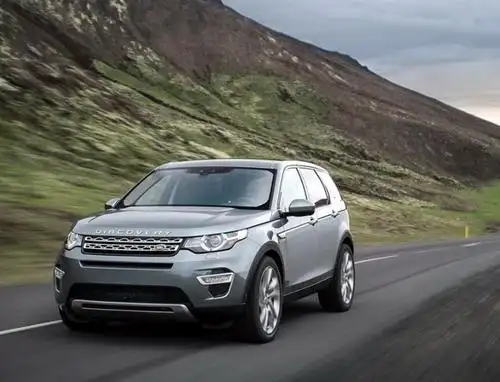 路虎发现神行卖出清仓价70万直接降到24万仍然无人问津