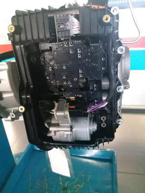 给我一份变速箱拆解图