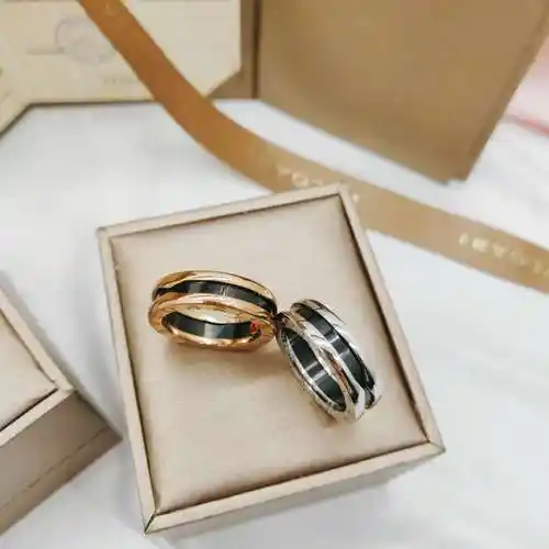 顶级代购版本 宝格丽慈善小红人陶瓷戒指 窄版 情侣款 专柜同步在