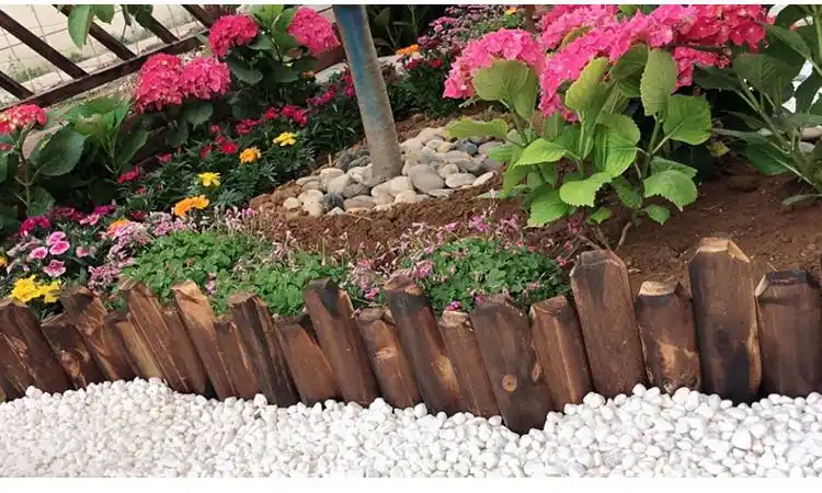 防腐木栅栏户外装饰插地小木桩花园花坛小篱笆庭院菜地挡土矮围栏高