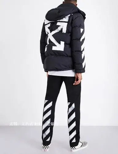 off-white 17秋冬男款黑色白条纹连帽羽绒服 意大利代购 正的店