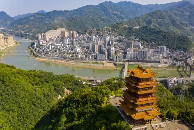 陕西山城紫阳县,县名来自一个在此修行的浙江人,这恐怕全国唯一_腾讯