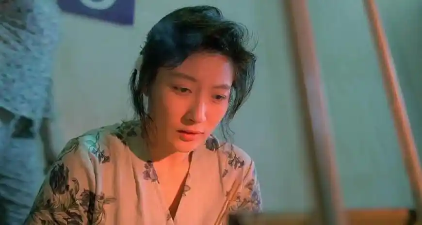 周星驰也玩不转的两位女明星,第二位高学历,很适合演鬼片