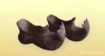 古代女性都穿什么鞋?看完庆幸封建时代过去,女性地位提高