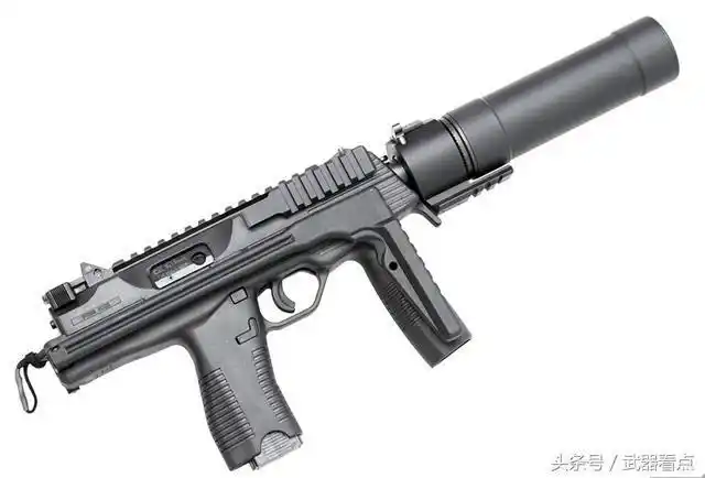 军事丨斯太尔把tmp冲锋枪的设计,卖给了瑞士后推出的mp9冲锋枪-搜狐大