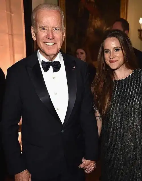 堕落,谎言,毒品|亨特|布朗|法学家|乔·拜登|总统特朗普|美国政治人物