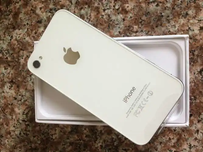 99新原装二手苹果iphone4s手机