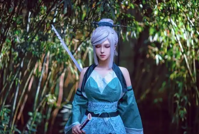 《秦时明月》晓梦cosplay,完美还原大长腿,官方直言还原度极高