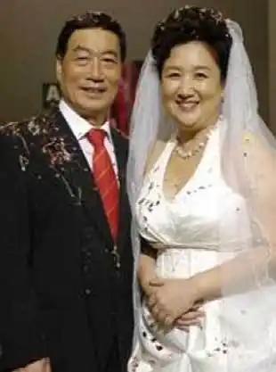 白志迪和王丽华是什么关系