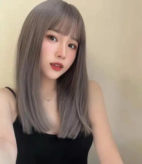 这个颜色不算太浅,越掉越好看,掉完也不会说是那种土黄,无论怎么退