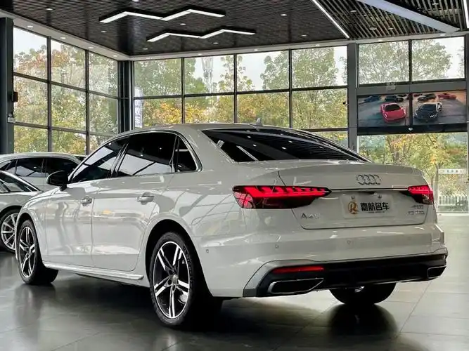 奥迪 奥迪a4l  2020款 40 tfsi 豪华动感型图片