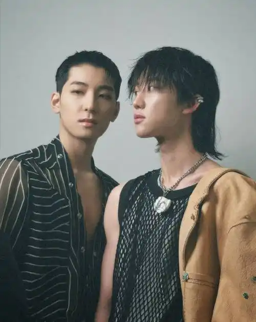 装#seventeen全圆佑&the8徐明浩×arenakorea5月刊画报,全圆佑寸头