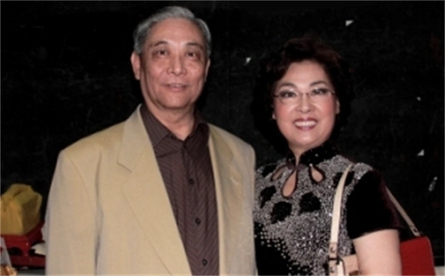 张学津弥留之际:三婚妻子在他病中与他结婚,感人至深!