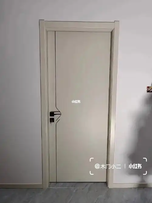 莫兰迪铁灰 黑线上墙效果