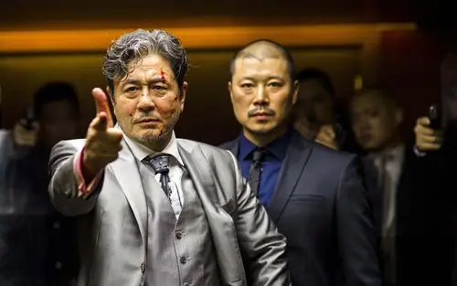 科幻动作片超体壁纸身体变异科幻动作