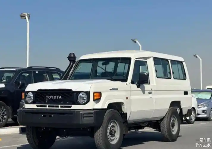 售价超80万新一代丰田lc78携28t柴油机登陆越野性能再升级