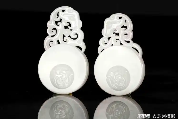 蒋喜漫谈苏式玉雕里的龙凤玉对牌文化